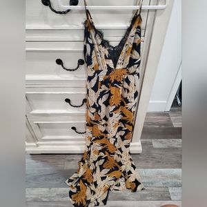 Blue Tropical Print Maxi Dress Size Medium
